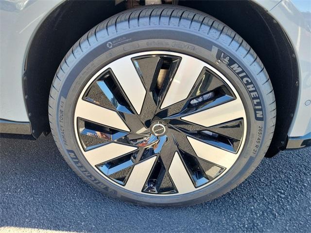 new 2025 Volvo EX90 car, priced at $78,559