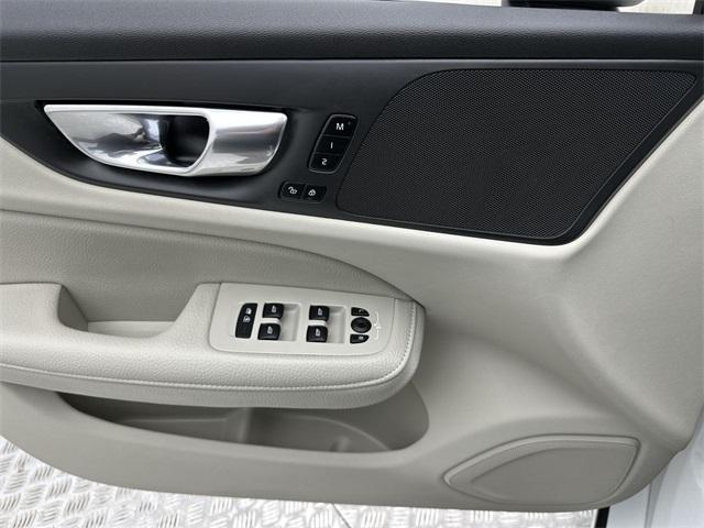 used 2022 Volvo S60 Recharge Plug-In Hybrid car, priced at $32,159