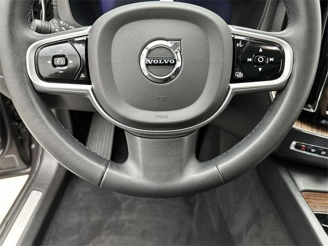 used 2023 Volvo XC60 car, priced at $40,599