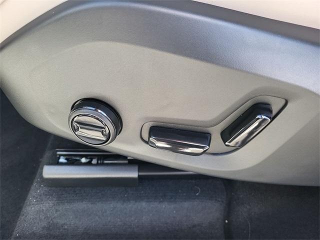 new 2026 Volvo XC60 car, priced at $57,985