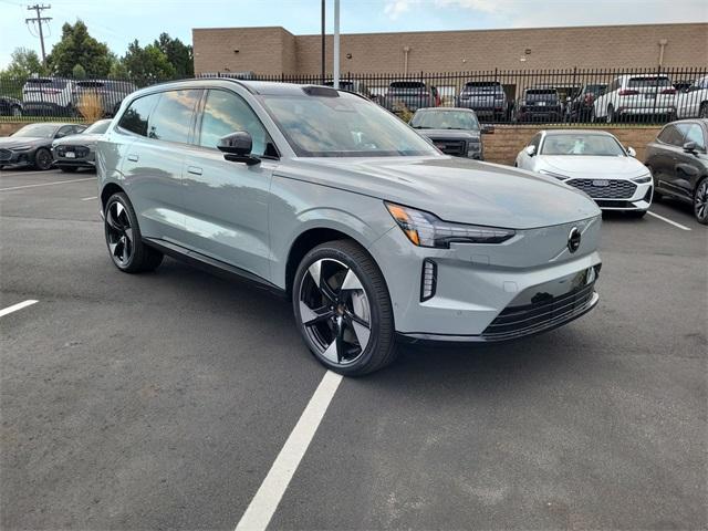 new 2025 Volvo EX90 car, priced at $84,739