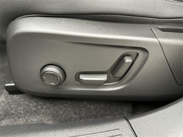 used 2023 Volvo C40 Recharge Pure Electric car, priced at $34,559