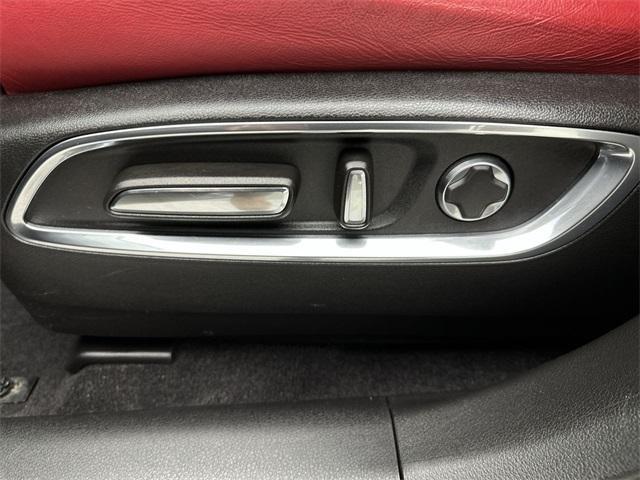 used 2020 Acura MDX car, priced at $29,159