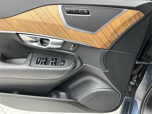 new 2025 Volvo XC90 car, priced at $60,479