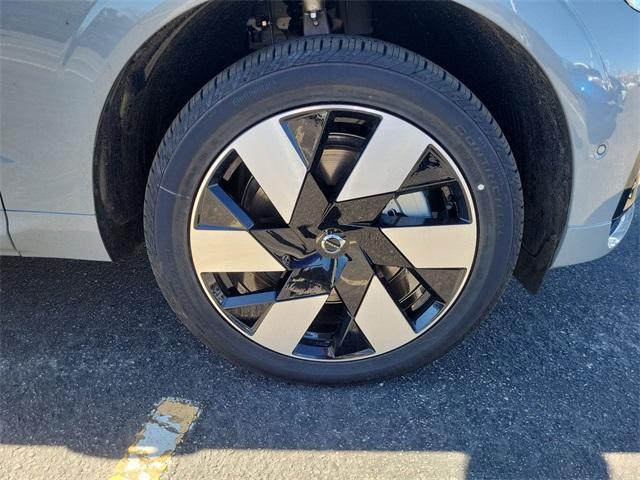 new 2025 Volvo XC60 Plug-In Hybrid car, priced at $66,260