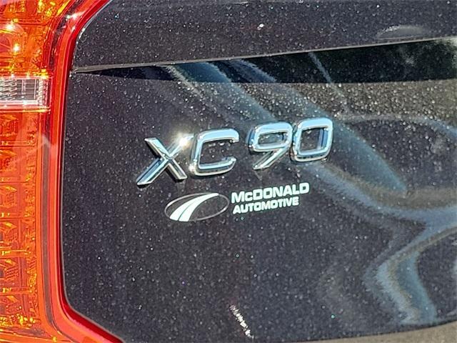 new 2025 Volvo XC90 car, priced at $77,655