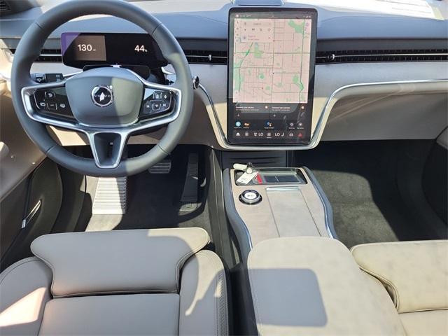 new 2025 Volvo EX90 car, priced at $90,559