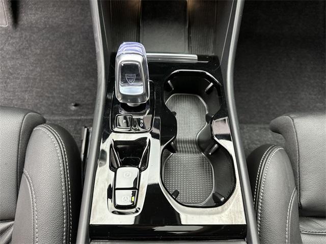 new 2025 Volvo XC40 car, priced at $48,315