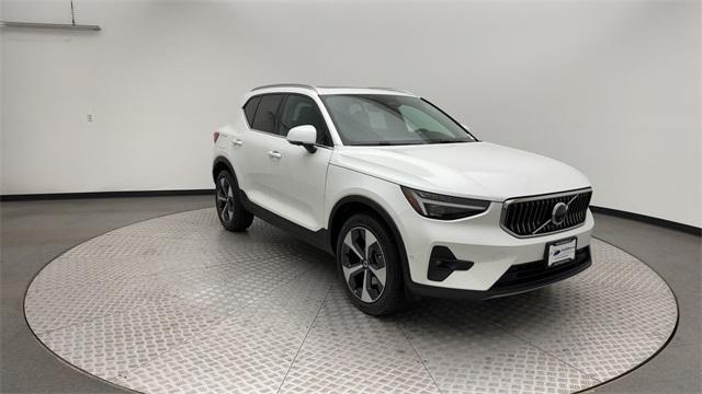 new 2025 Volvo XC40 car, priced at $48,315