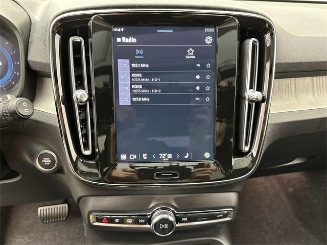 new 2025 Volvo XC40 car, priced at $48,315