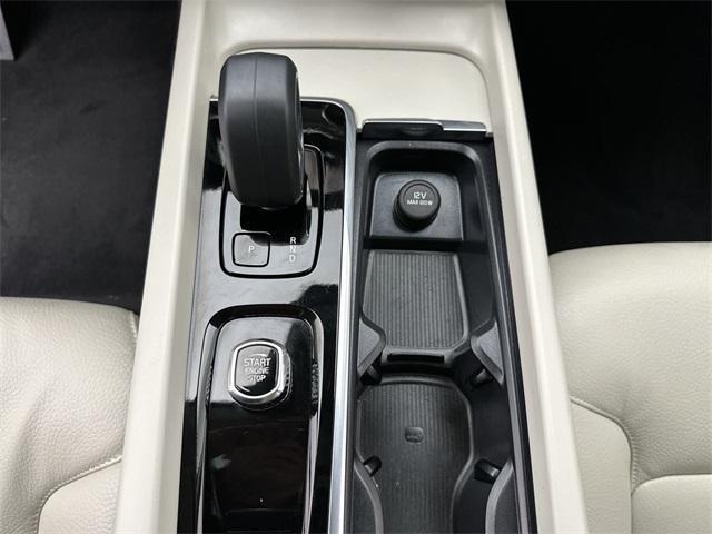 new 2025 Volvo XC60 car, priced at $46,091