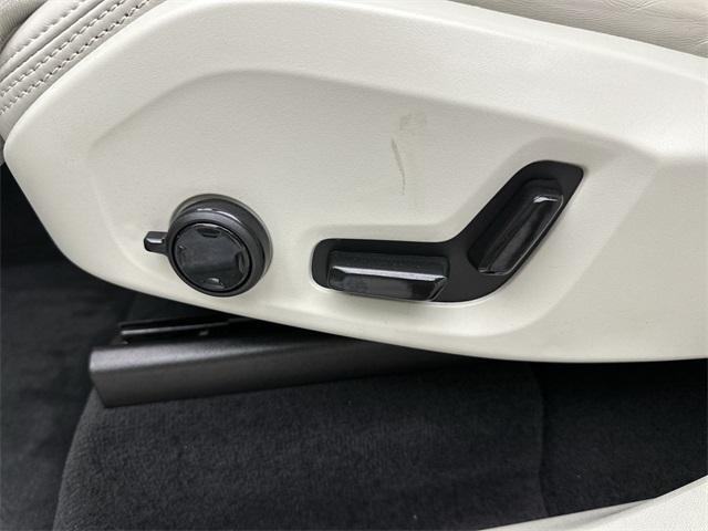 used 2022 Volvo XC90 car, priced at $49,559
