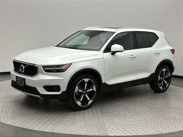 used 2021 Volvo XC40 car, priced at $32,559