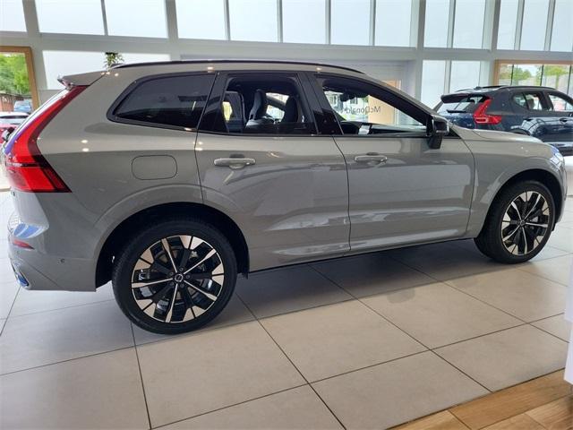 new 2026 Volvo XC60 Plug-In Hybrid car, priced at $70,300