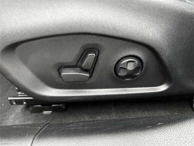 used 2018 Jeep Compass car, priced at $10,559