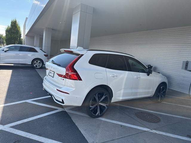 new 2025 Volvo XC60 car, priced at $56,584