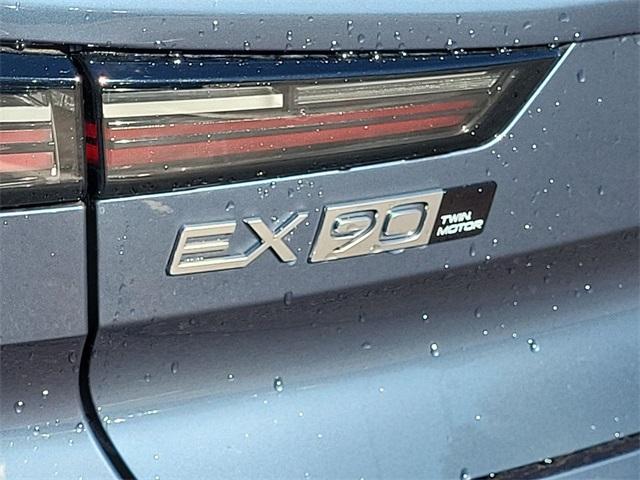 new 2025 Volvo EX90 car, priced at $78,559