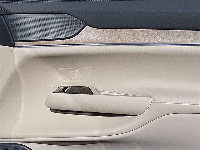 new 2025 Volvo EX90 car, priced at $78,559