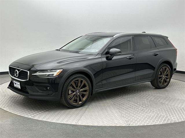 used 2022 Volvo V60 Cross Country car, priced at $40,559