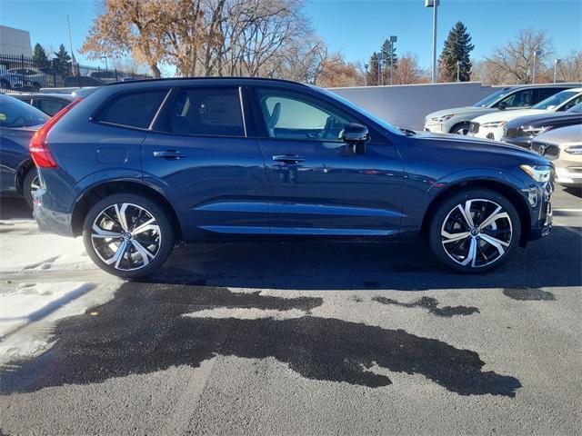 new 2025 Volvo XC60 car, priced at $60,635