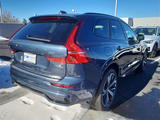 new 2025 Volvo XC60 car, priced at $60,635