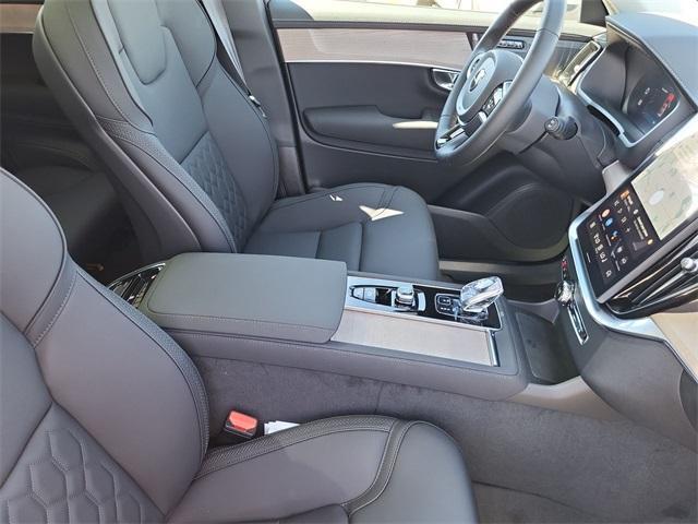 new 2025 Volvo XC90 car, priced at $69,155