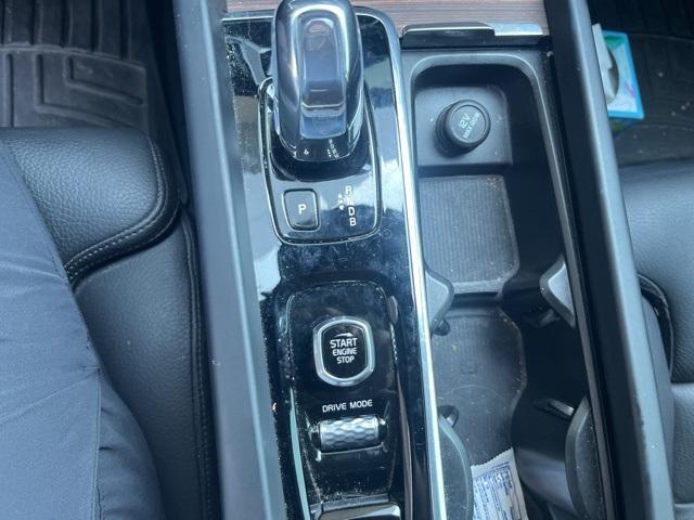 used 2019 Volvo XC60 Recharge Plug-In Hybrid car, priced at $31,599