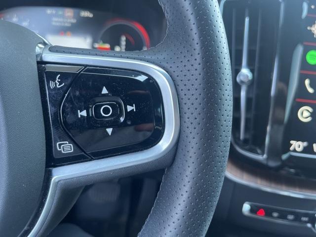 used 2019 Volvo XC60 Recharge Plug-In Hybrid car, priced at $31,599