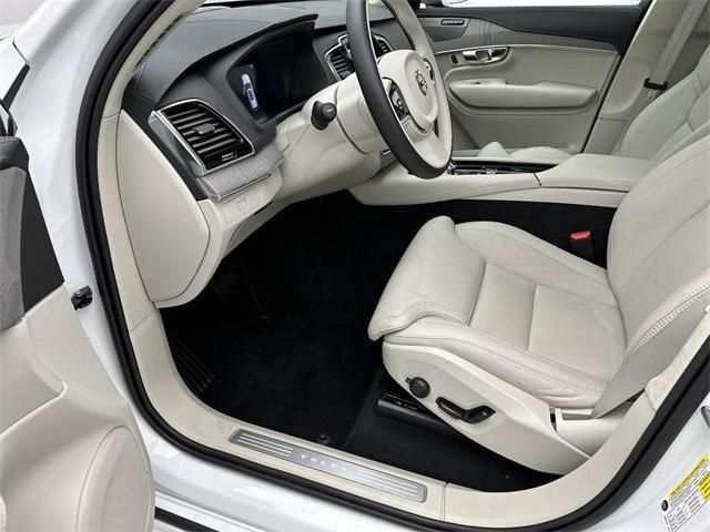 new 2025 Volvo XC90 car, priced at $72,565