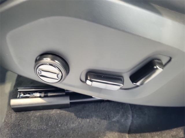 new 2026 Volvo XC90 Plug-In Hybrid car, priced at $81,544