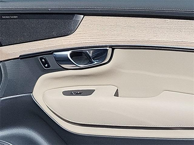 new 2026 Volvo XC90 car, priced at $72,424