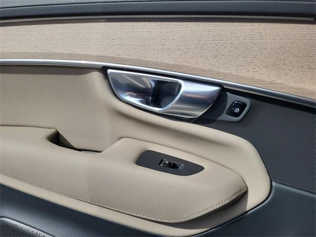 new 2026 Volvo XC90 car, priced at $72,424