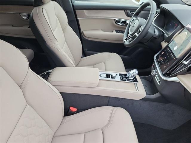 new 2026 Volvo XC90 Plug-In Hybrid car, priced at $80,945