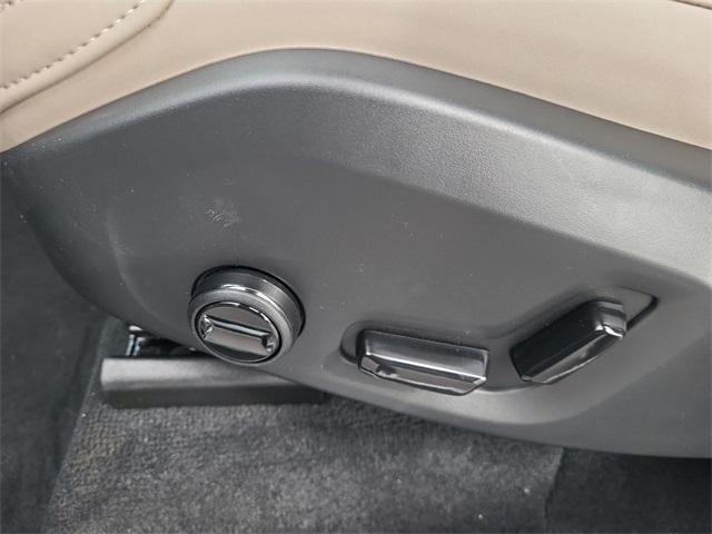 new 2026 Volvo XC90 Plug-In Hybrid car, priced at $80,945