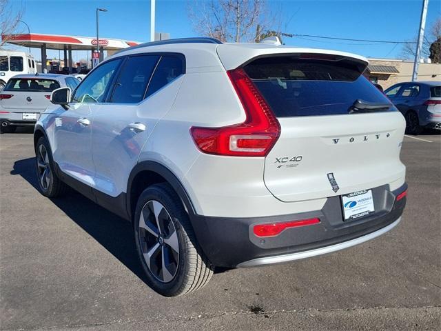 new 2025 Volvo XC40 car, priced at $46,015