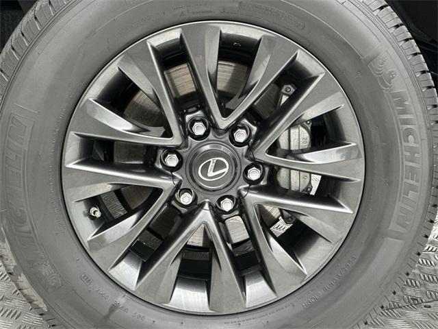 used 2020 Lexus GX 460 car, priced at $41,559