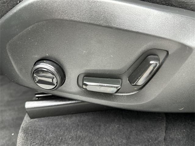 used 2023 Volvo XC90 car, priced at $40,159