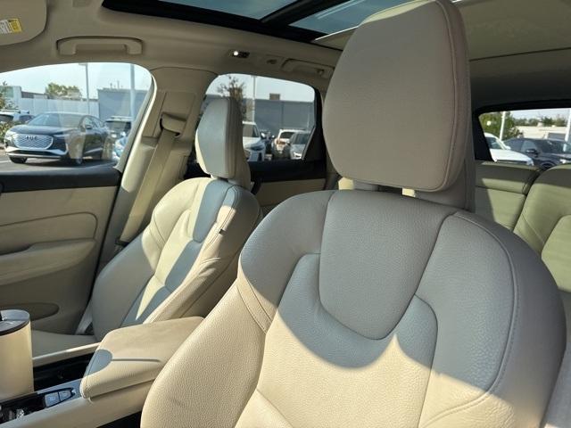 used 2021 Volvo XC60 car, priced at $26,099