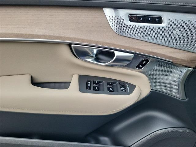 new 2026 Volvo XC90 car, priced at $82,829