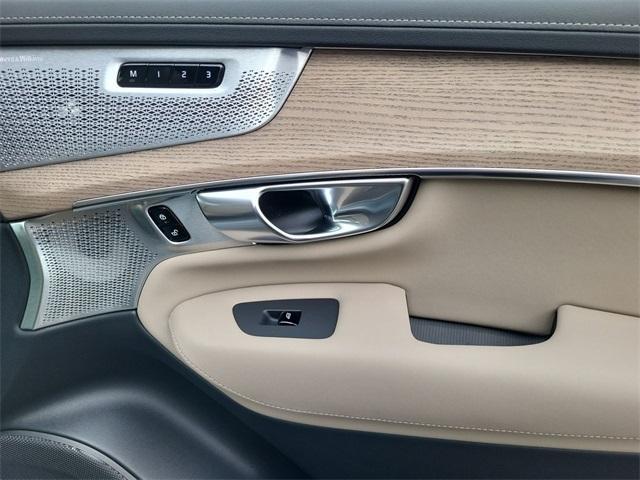 new 2026 Volvo XC90 car, priced at $82,829