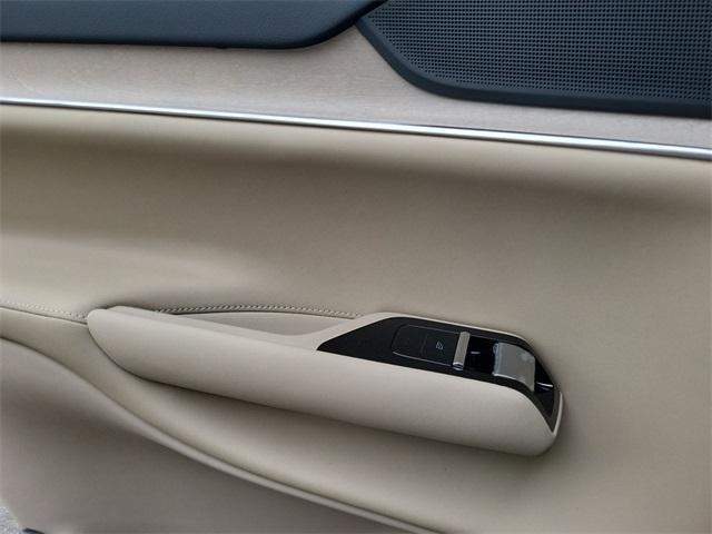 new 2025 Volvo EX90 car, priced at $80,009