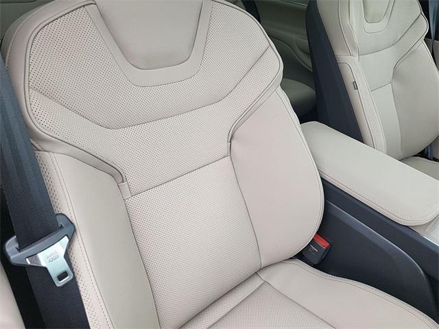 new 2025 Volvo EX90 car, priced at $80,009