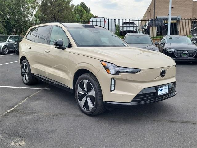 new 2025 Volvo EX90 car, priced at $80,009