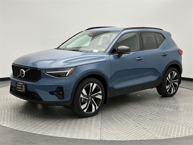 used 2023 Volvo XC40 car, priced at $37,159