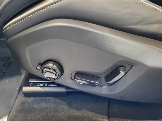 new 2026 Volvo XC60 Plug-In Hybrid car, priced at $81,694