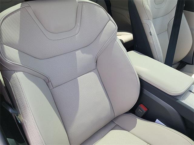 new 2025 Volvo EX90 car, priced at $91,490
