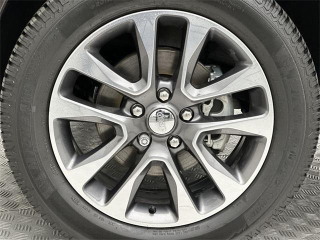 used 2017 Jeep Grand Cherokee car, priced at $18,759