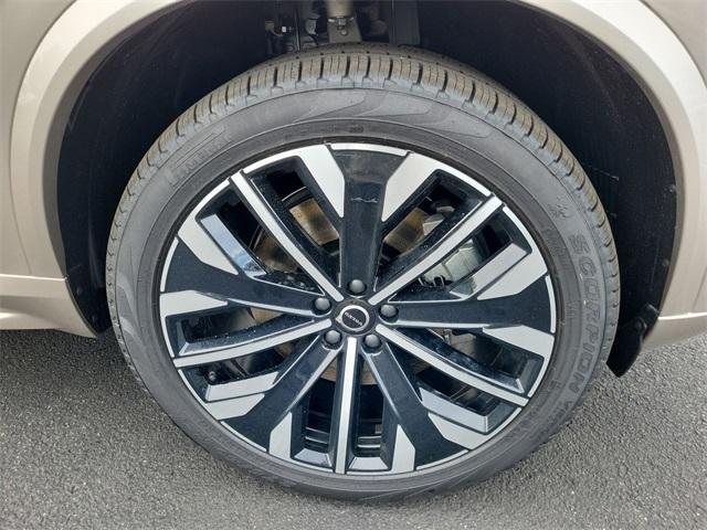 new 2026 Volvo XC90 Plug-In Hybrid car, priced at $82,044