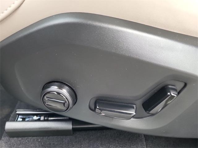 new 2026 Volvo XC90 Plug-In Hybrid car, priced at $82,044