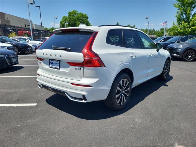 new 2025 Volvo XC60 car, priced at $50,344